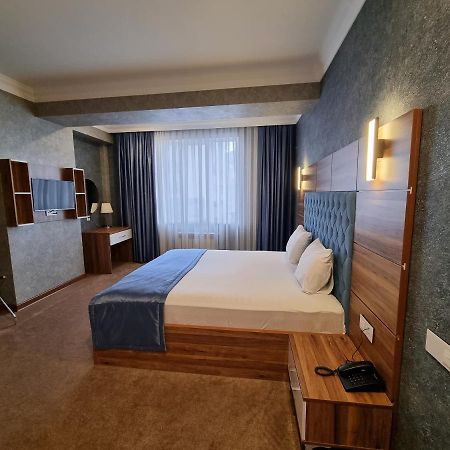 Royal Sapphire Hotel Baku Ngoại thất bức ảnh