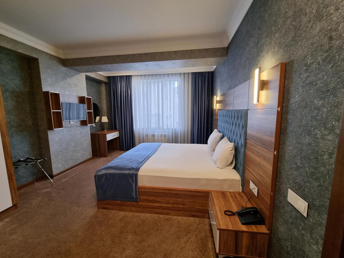 Royal Sapphire Hotel Baku Ngoại thất bức ảnh