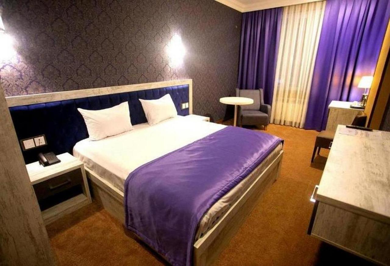 Royal Sapphire Hotel Baku Ngoại thất bức ảnh