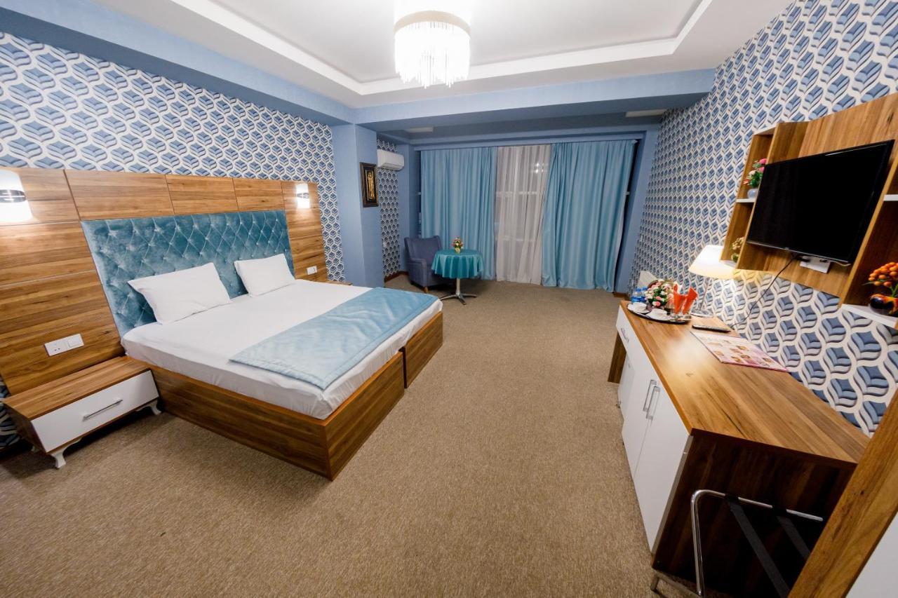 Royal Sapphire Hotel Baku Ngoại thất bức ảnh