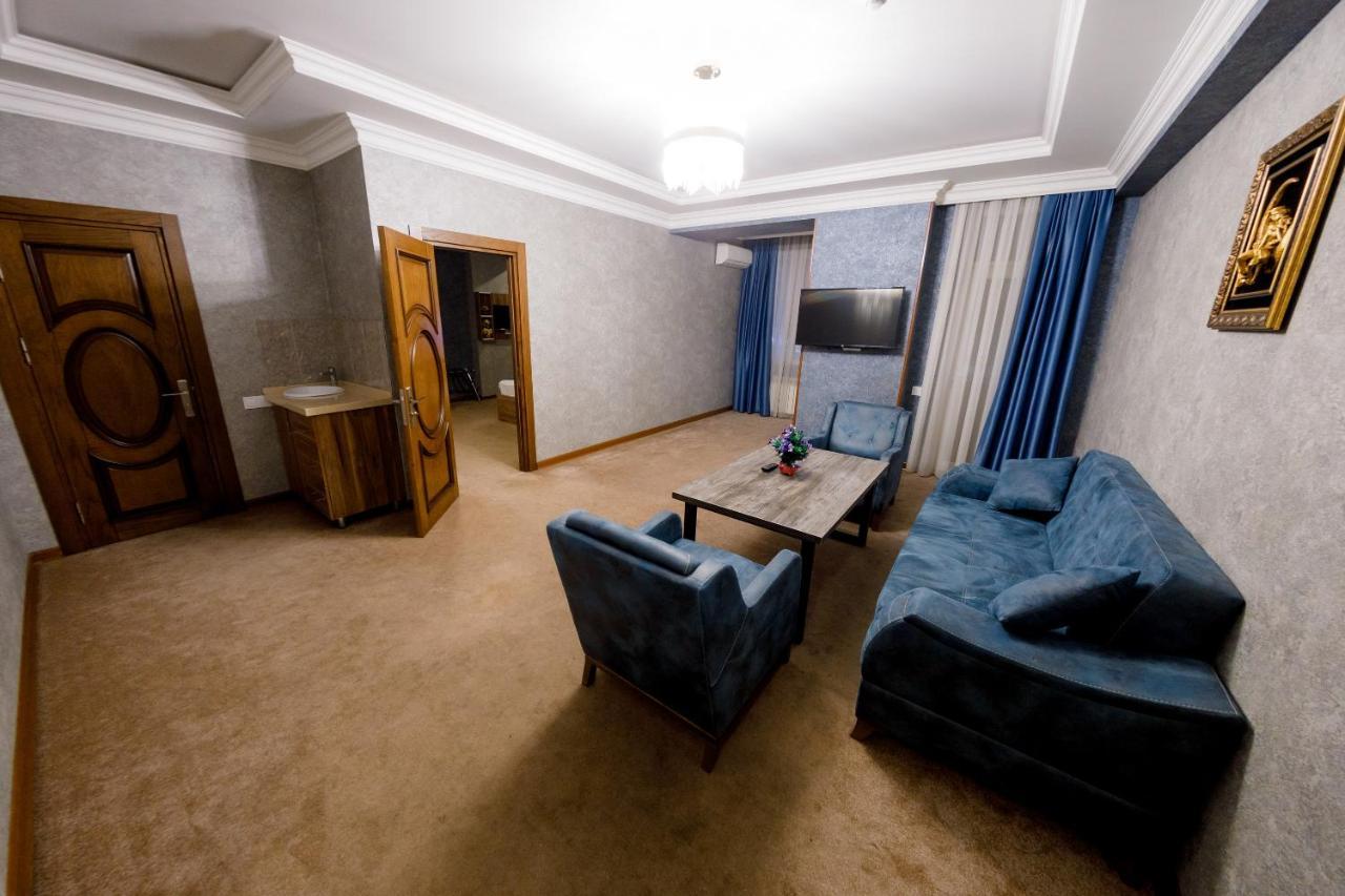 Royal Sapphire Hotel Baku Ngoại thất bức ảnh