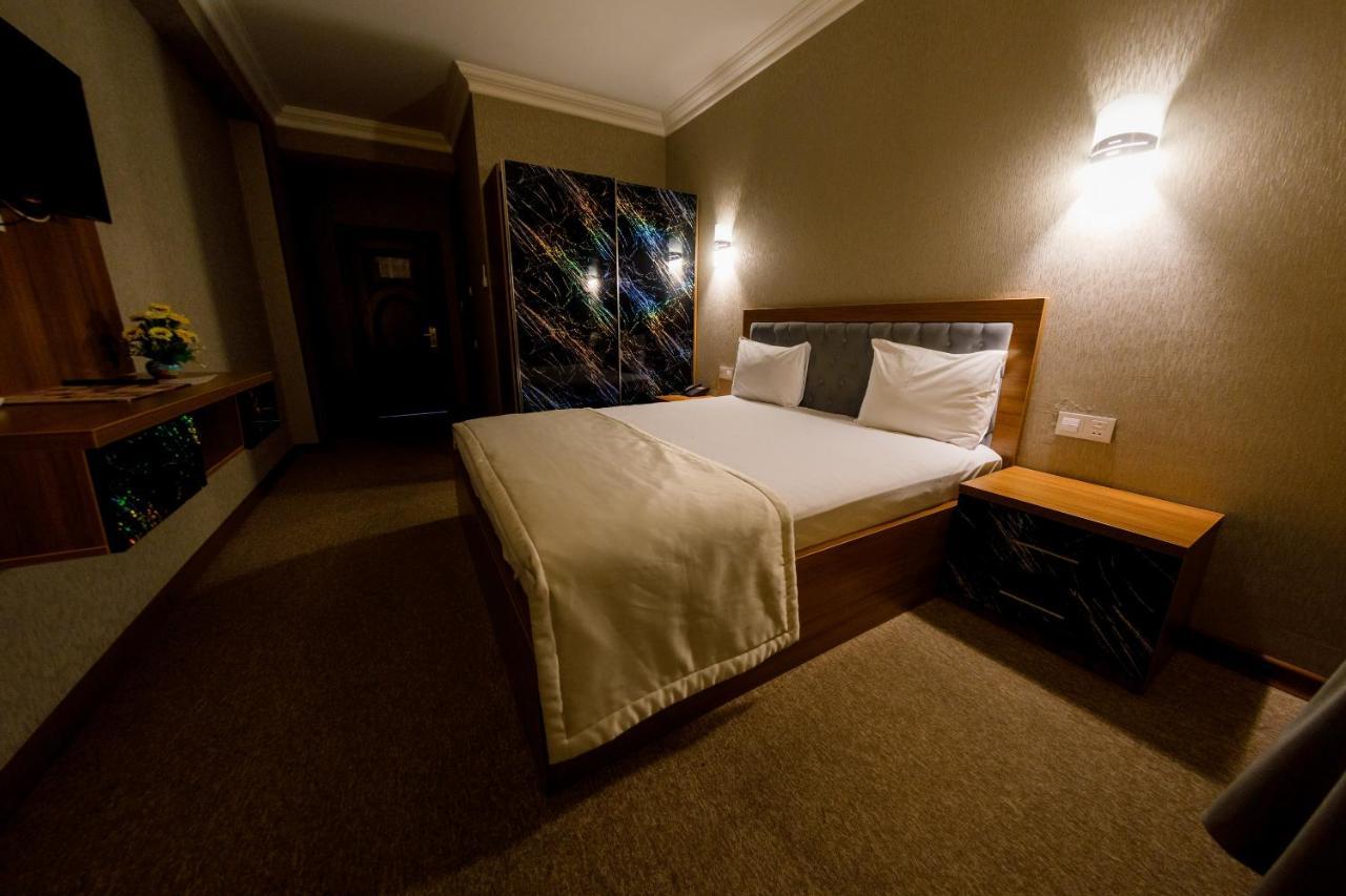 Royal Sapphire Hotel Baku Ngoại thất bức ảnh