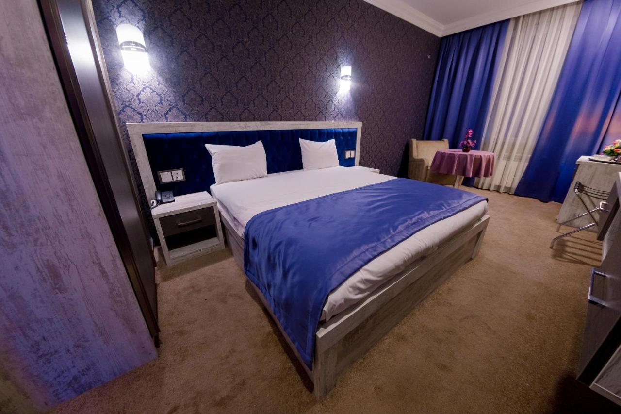 Royal Sapphire Hotel Baku Ngoại thất bức ảnh